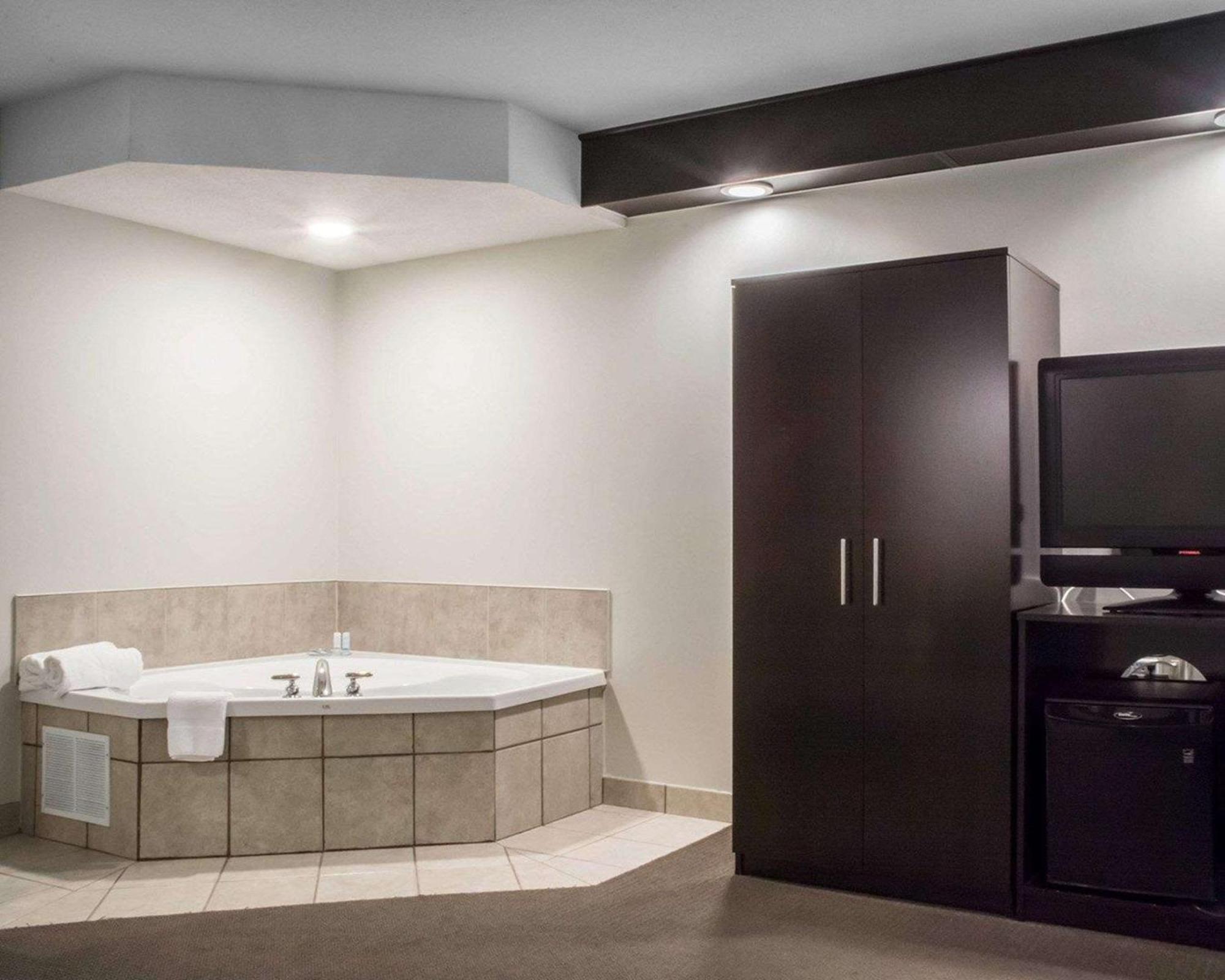 Sleep Inn Bracebridge Esterno foto